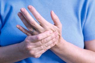 Researchers examined the feasibility of 2D US strain imaging for quantifying and mapping mechanical behaviors of the median nerve, flexor retinaculum, and flexor tendons. Researchers examined the feasibility of 2D US strain imaging for quantifying and mapping mechanical behaviors of the median nerve, flexor retinaculum, and flexor tendons.