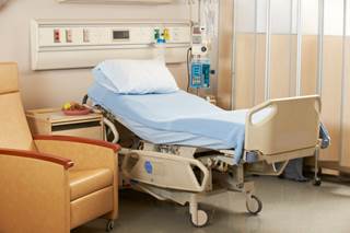 The researchers found that over the study period, 5,628 admissions (4,592 patients) had a PN and 2,213 admissions (1,920 patients) did not have PNs. The researchers found that over the study period, 5,628 admissions (4,592 patients) had a PN and 2,213 admissions (1,920 patients) did not have PNs.