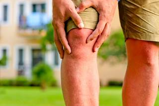 For patients with knee OA, knee bracing offers no benefit over a multidisciplinary nonoperative program. For patients with knee OA, knee bracing offers no benefit over a multidisciplinary nonoperative program.