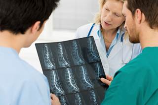 Eight factors contribute to postoperative pain after spine surgery, including preoperative pain, duration of surgery, and remifentanil use. Eight factors contribute to postoperative pain after spine surgery, including preoperative pain, duration of surgery, and remifentanil use.