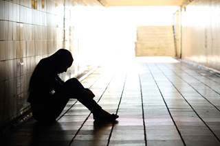 A paper published in Drug and Alcohol Dependence outlines the potential linkages between high school students who use prescription painkillers and heroin. A paper published in Drug and Alcohol Dependence outlines the potential linkages between high school students who use prescription painkillers and heroin.