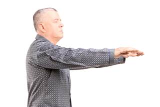 Although people who sleepwalk may injure themselves, they often do not feel pain until they are awake. Although people who sleepwalk may injure themselves, they often do not feel pain until they are awake.