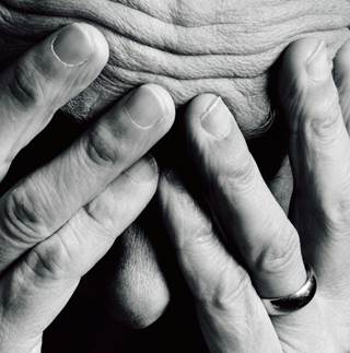 Chronic pain participants generally displayed more severe symptoms of depression and anxiety than RA subjects. Chronic pain participants generally displayed more severe symptoms of depression and anxiety than RA subjects.
