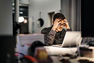 Researchers found that 27.6% of websites provided generic information while 17.4% provided unrealated information. Researchers found that 27.6% of websites provided generic information while 17.4% provided unrealated information.